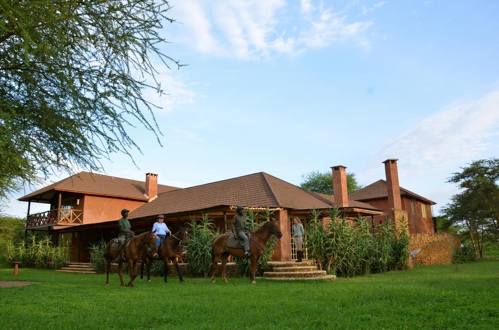 ארושה Kili Villa Kilimanjaro Luxury Retreat מראה חיצוני תמונה